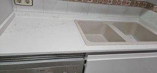 Encimeras de cocina de granito y silestone