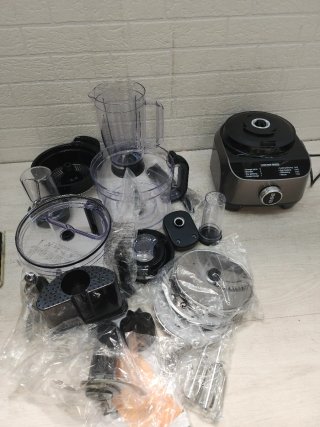 Robot de Cocina Multifunción con Accesorios YASHE