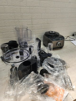 Robot de Cocina Multifunción con Accesorios YASHE