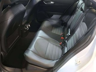 Alfa Romeo Giulia 2.2 Diesel 118kW (160CV) Sprint RWD