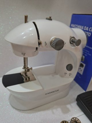 Mini Macchina da Cucire Kasanova + Alimentatore