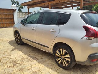 Peugeot 3008 2015