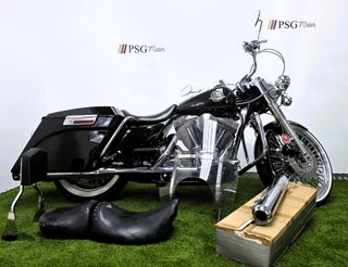 Harley Davidson Road King 1999 - 18.700 km- 16490€