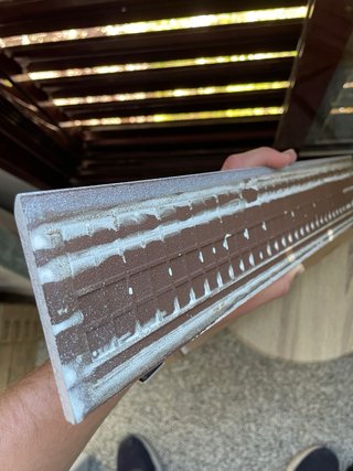 Rodapié cerámico blanco nuevo