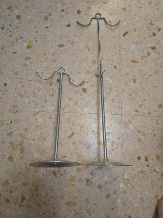 Perchero para bolsos de metal
