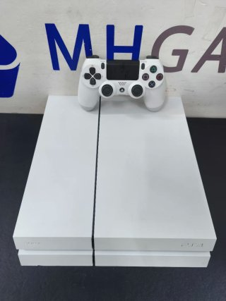 PS4 500GB Blanca Version 13.50  1 Año Garantía