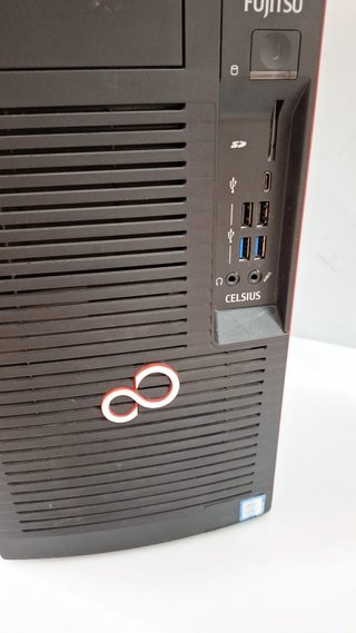 Ordenador Fujitsu Celsius Intel Core i7 6700