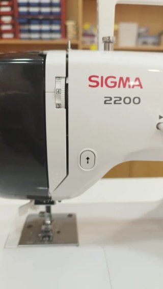 Máquina de coser Sigma 2200+