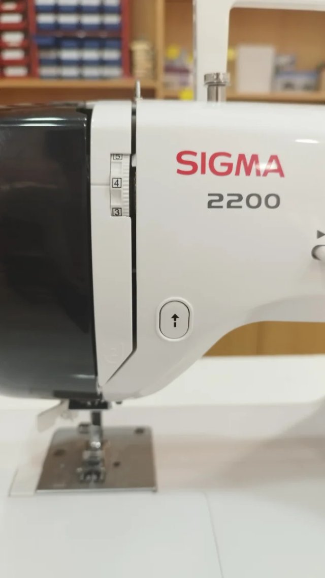Máquina de coser Sigma 2200+