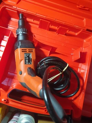Hilti ST1800 Atornillador Eléctrico