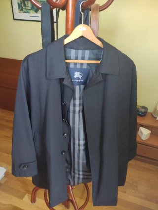 Gabardina Burberry London Negra