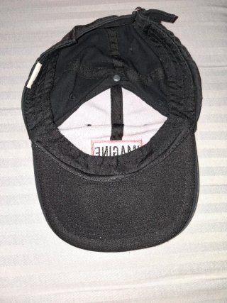 Gorra negra con bordado IMAGINE