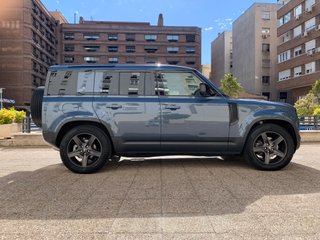 Land Rover Defender 2022