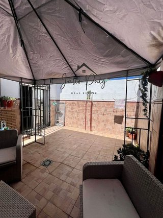 Casa adosada en venta en Coria del Río