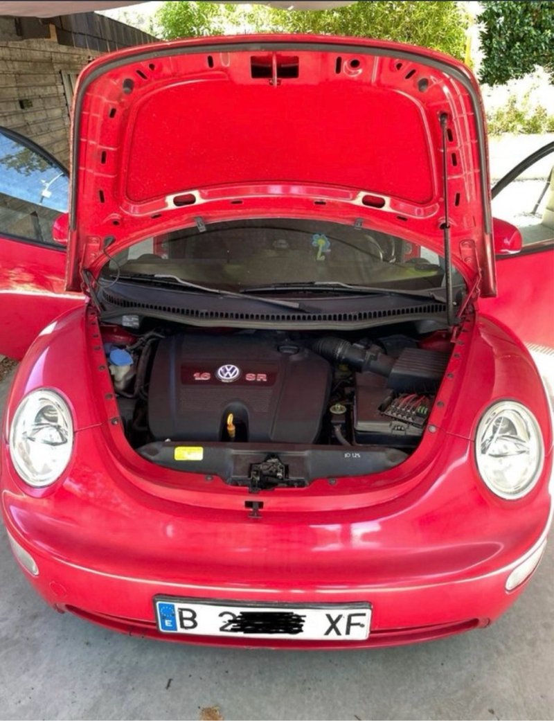 Volkswagen Beetle 1.6 año 2000 - foto 1