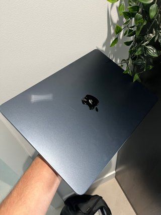 MacBook Air M2 2022 8GB 256GB SSD