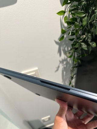 MacBook Air M2 2022 8GB 256GB SSD