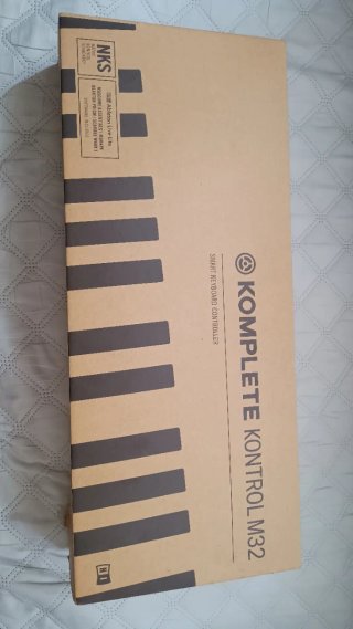 Teclado MIDI Kontrol M32
