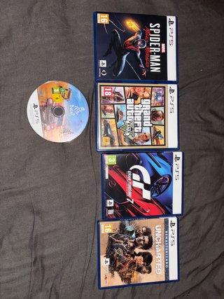 Lote 4 Giochi PS5: Spider-Man, GTA V, GT7, Unchart