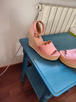Sandali con zeppa
