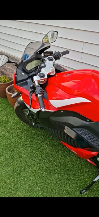 Moto Eléctrica Sport 125cc ACEPTO CAMBIOS!