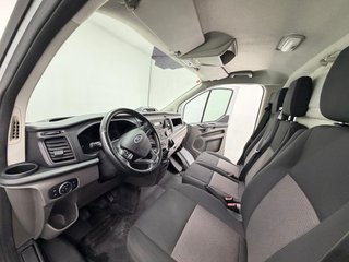 Ford Transit Custom 2.0 TDCI 96 KW 340 AMBIENCE VAN LWB 130cv) L2H2
