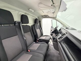 Ford Transit Custom 2.0 TDCI 96 KW 340 AMBIENCE VAN LWB 130cv) L2H2
