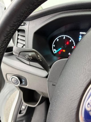 Ford Transit Custom 2.0 TDCI 96 KW 340 AMBIENCE VAN LWB 130cv) L2H2
