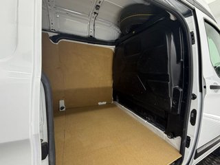 Ford Transit Custom 2.0 TDCI 96 KW 340 AMBIENCE VAN LWB 130cv) L2H2
