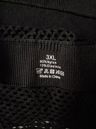 Tops deportivos negro con rejilla
