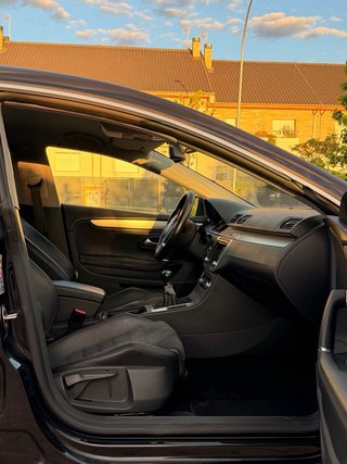 Volkswagen Passat CC 2.0 140Cv