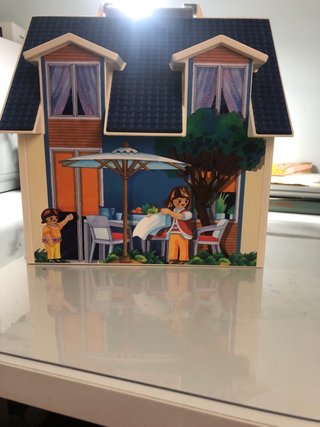Casa Playmobil con figuras y accesorios