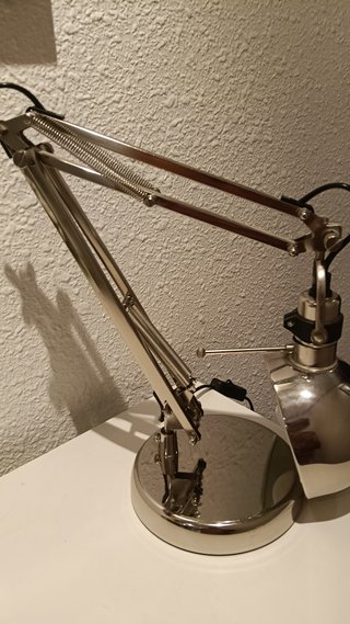 Flexo articulado IKEA cromado
