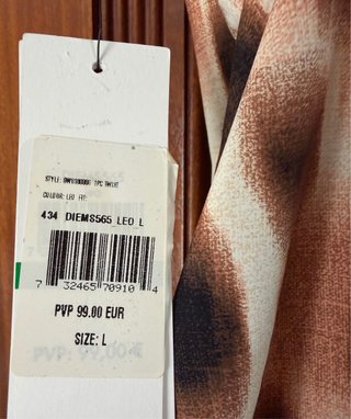 Bañador DKNY Estampado. Talla L