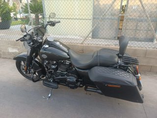 Harley Davidson Road King Special Negra