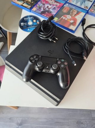 PS4 Slim 500GB + Mando + 8 Juegos