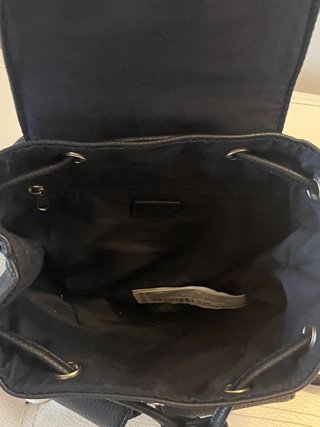 Mochila Bershka Negra