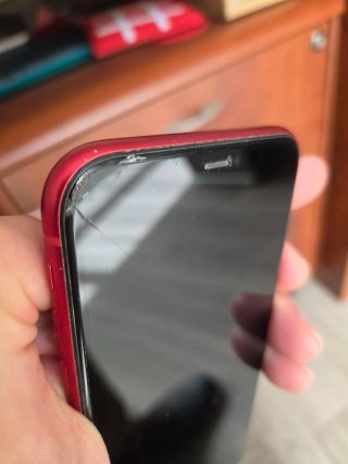 iPhone 11 Rojo 128GB con caja - leer descripción