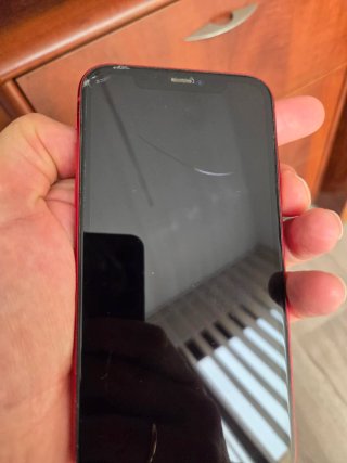 iPhone 11 Rojo 128GB con caja - leer descripción