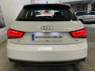 Audi A1 Sportback 1.6 TDI 116CV Active Kit
