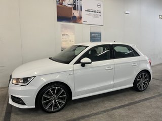 Audi A1 Sportback 1.6 TDI 116CV Active Kit