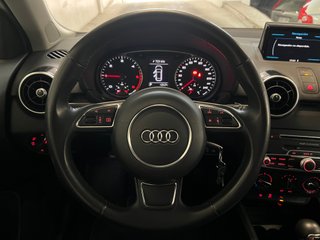 Audi A1 Sportback 1.6 TDI 116CV Active Kit