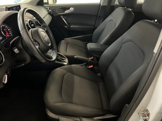 Audi A1 Sportback 1.6 TDI 116CV Active Kit
