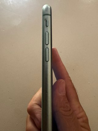 iPhone 11 64GB