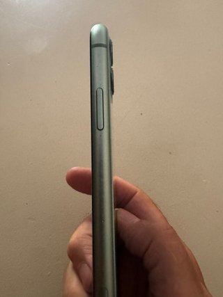 iPhone 11 64GB