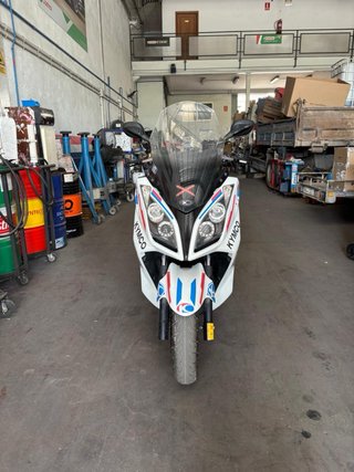Kymco Superdink 300i Blanca
