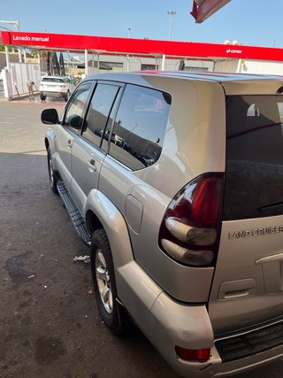 Toyota Land Cruiser 2005