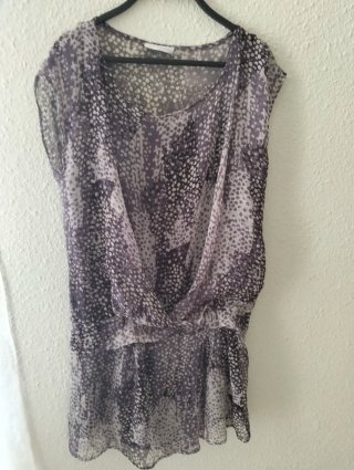 Vestido corto gasa estampado morado