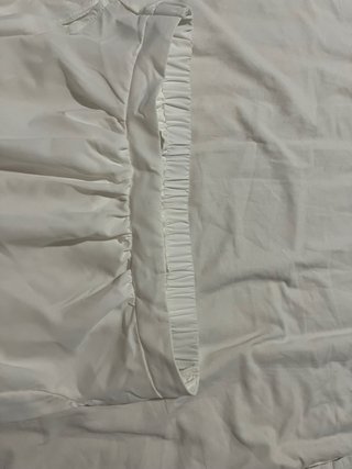 Top corto blanco con fruncido