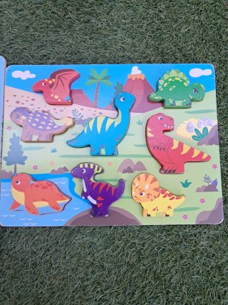 Puzzles de madera: patos y dinosaurios